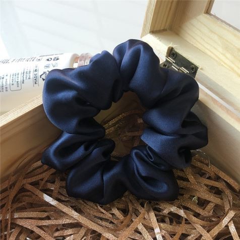 Krāsaina matu lente