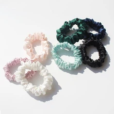 Tīra zīda satīna scrunchies