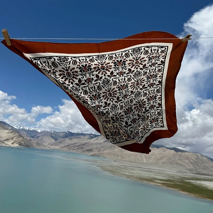 Salas zīda līgavas šalle